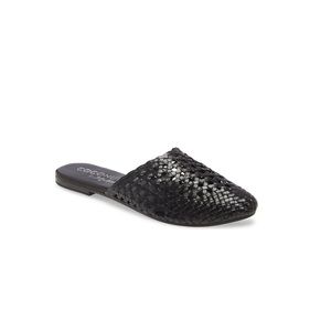 ✨ Coconuts by Matisse island Mule ✨